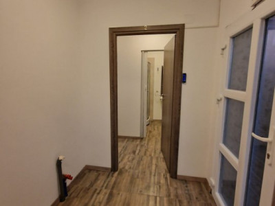 Casa cu 5 camere de vanzare, zona Giroc imagine mica 10, foxfort.ro