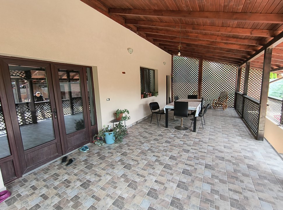 Casa individuala cu 5 camere si teren 601 mp, Zona Chisoda 33, foxfort.ro