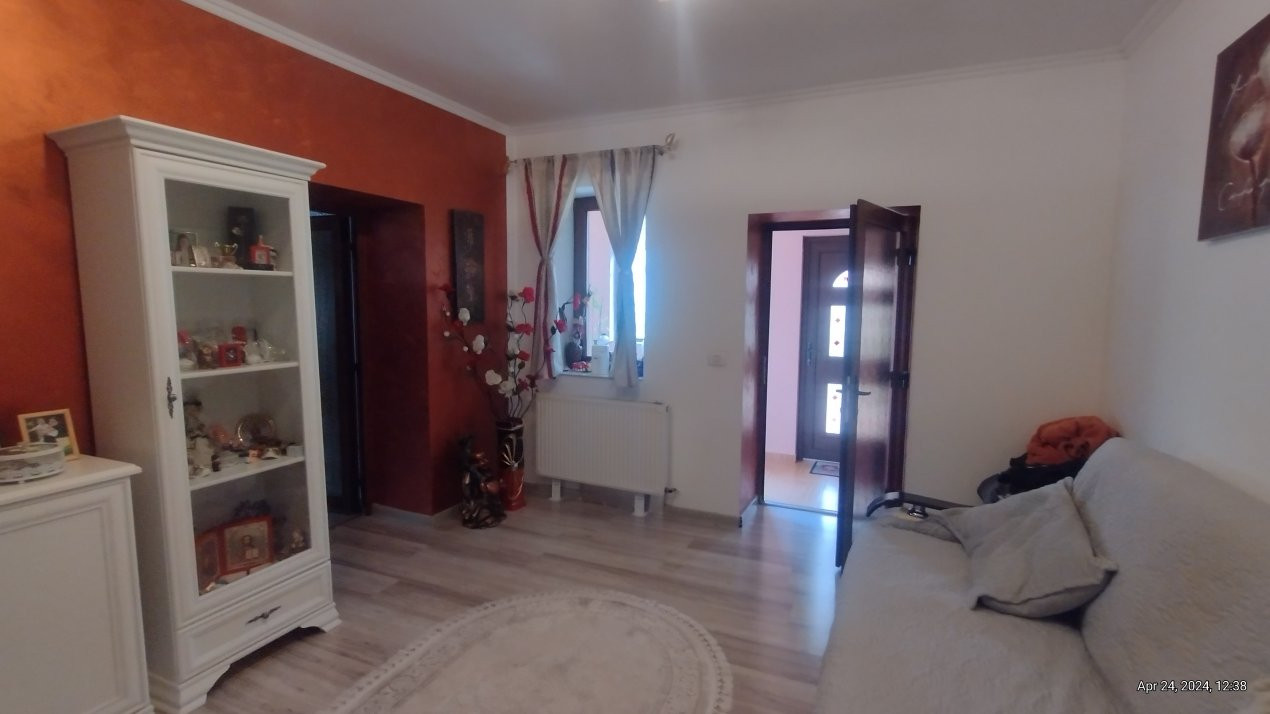 Casa individuala 3 camere, Sacalaz- Cabana cu Semineu 31, foxfort.ro