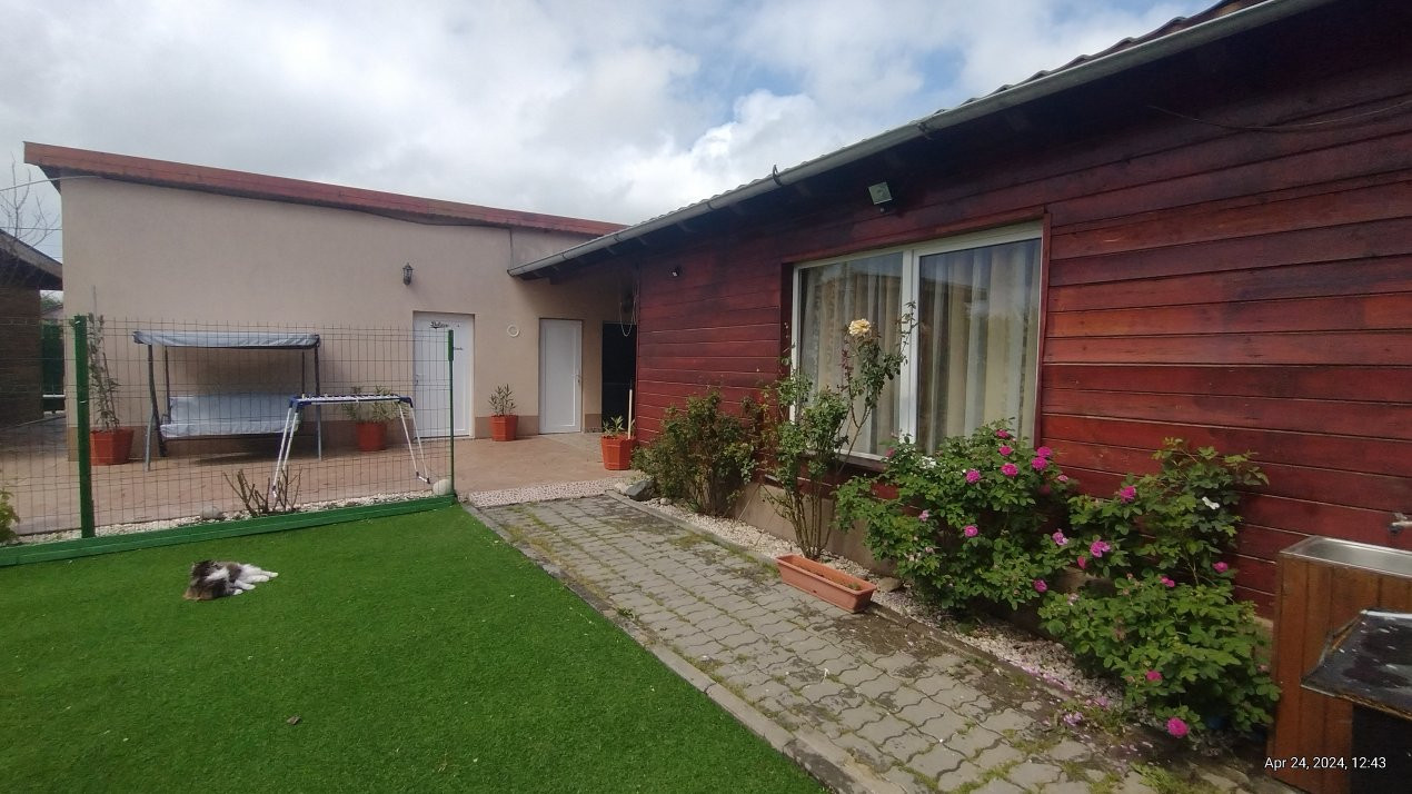 Casa individuala 3 camere, Sacalaz- Cabana cu Semineu 35, foxfort.ro