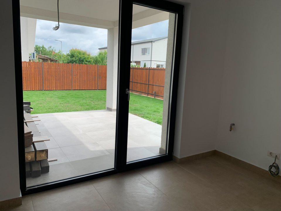 Duplex cu 5 camere si teren de 350 mp, zona Dumbravita 1, foxfort.ro