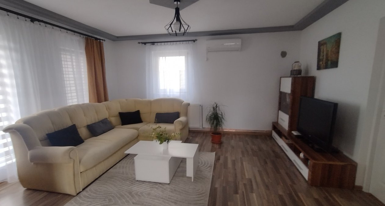 COMISION 0% Casa individuala 5 camere, Sacalaz, Panouri fotovoltaice 5, foxfort.ro