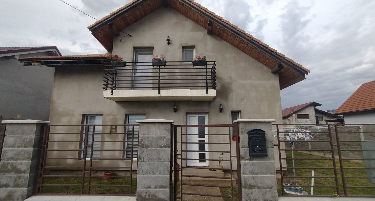 COMISION 0% Casa individuala 5 camere, Sacalaz, Panouri fotovoltaice 30, foxfort.ro