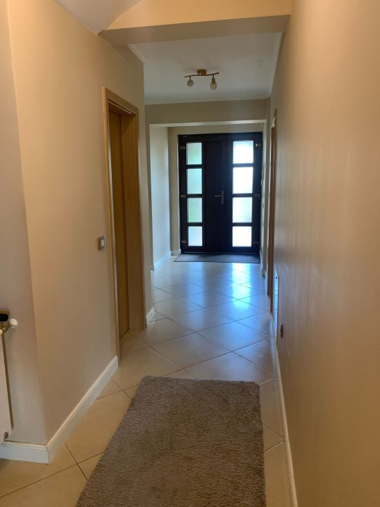 Casa individuala cu 6 camere si piscina, zona Dumbravita  12, foxfort.ro