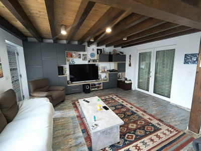 Casa individuala cu teren de 610 mp si garaj in Mosnita Noua