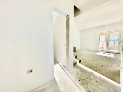 Duplex Mosnita, 4 camere, 2 bai - Asfalt + Toate utilitatile imagine mica 15, foxfort.ro