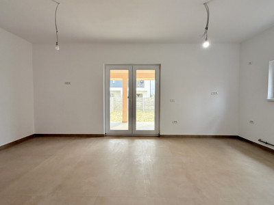 Comision 0% Duplex Mosnita, 4 camere, 2 bai - Asfalt + Toate utilitatile imagine mica 2, foxfort.ro