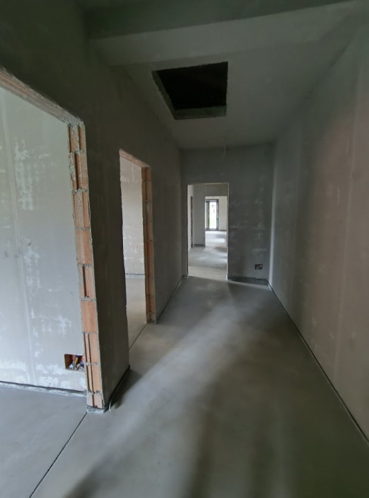 Casa individuala cu 4 camere si teren de 860 mp, zona Giroc 2, foxfort.ro