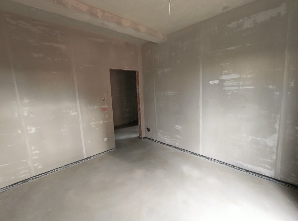 Casa individuala cu 4 camere si teren de 860 mp, zona Giroc 6, foxfort.ro