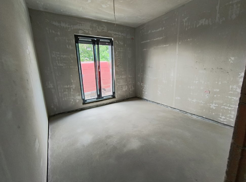 Casa individuala cu 4 camere si teren de 860 mp, zona Giroc 8, foxfort.ro