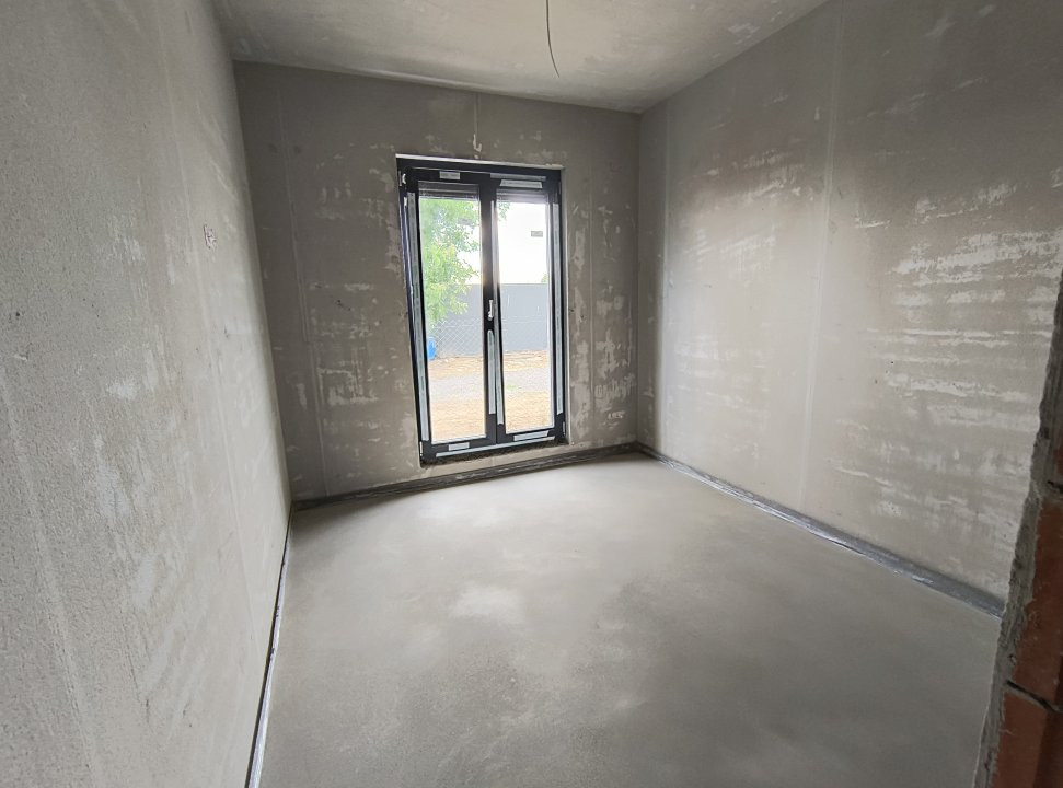 Casa individuala cu 4 camere si teren de 860 mp, zona Giroc 9, foxfort.ro