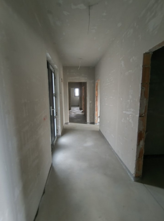 Casa individuala cu 4 camere si teren de 860 mp, zona Giroc 11, foxfort.ro