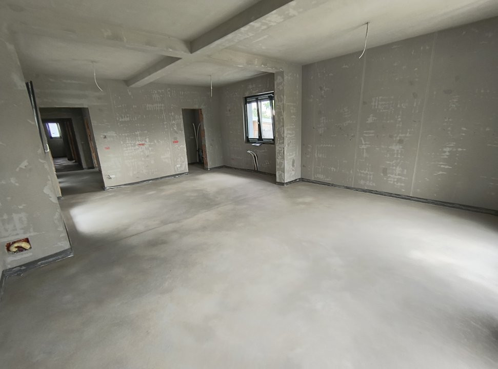 Casa individuala cu 4 camere si teren de 860 mp, zona Giroc 16, foxfort.ro