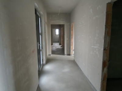 Casa individuala cu 4 camere si teren de 860 mp, zona Giroc imagine mica 11, foxfort.ro