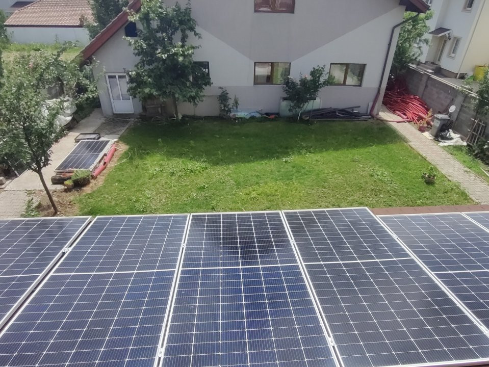 Casa de inchiriat pe 3 niveluri in Dumbravita, pretabila muncitori 13, foxfort.ro