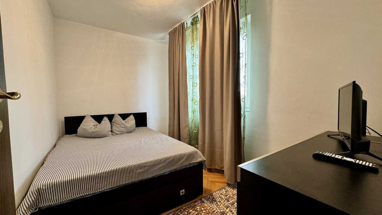 Apartament de inchiriat 3 camere semidecomandat, zona Spitalul Judetean 3, foxfort.ro