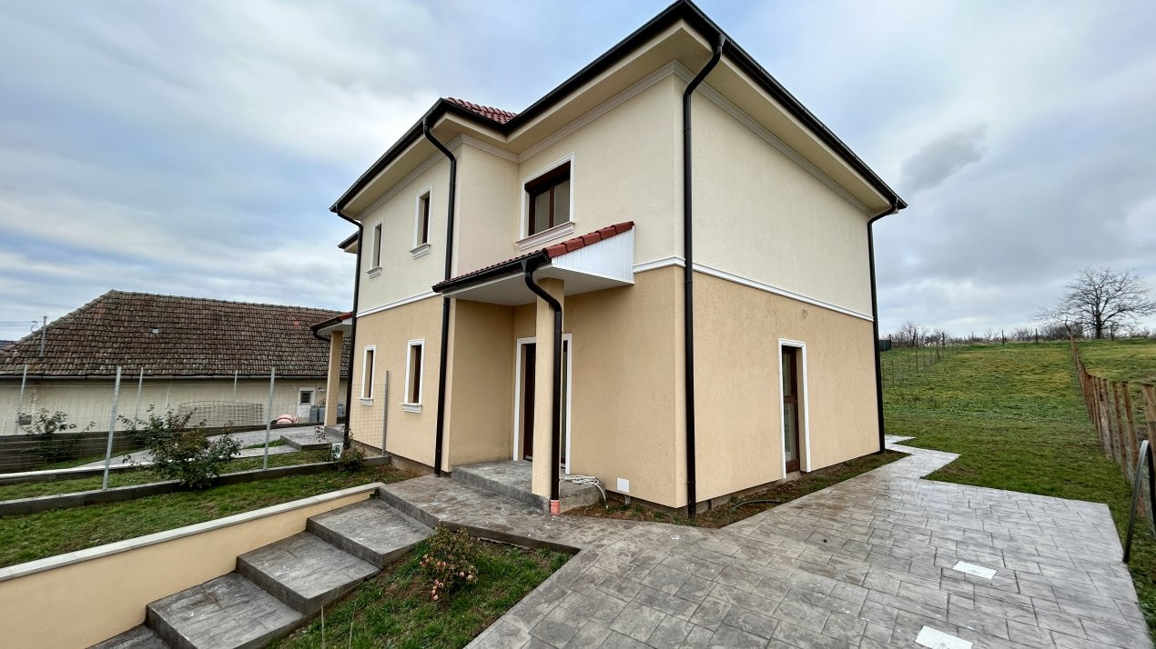 COMISION 0% Duplex 3 camere si teren generos - Cornesti 1, foxfort.ro