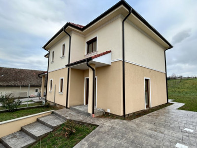 COMISION 0% Duplex 3 camere si teren generos - Cornesti