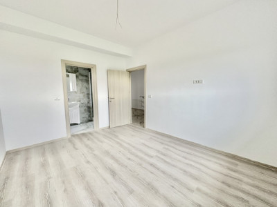 Duplex cu 5 camere, Mosnita Noua - Pozitie excelenta - zona MCity! imagine mica 6, foxfort.ro