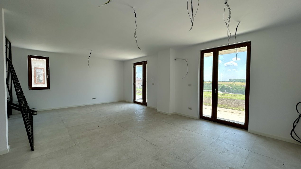 Casa individuala 3 camere, Sanandrei 4, foxfort.ro