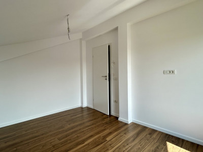 Duplex cu 4 camere de vanzare in Sanandrei la asfalt imagine mica 8, foxfort.ro