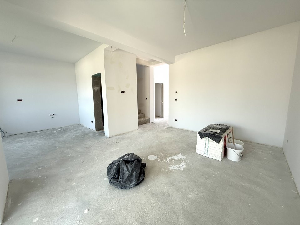 COMISION 0% Duplex despartit prin garaj, 5 camere, 3 bai, in Dumbravita 5, foxfort.ro