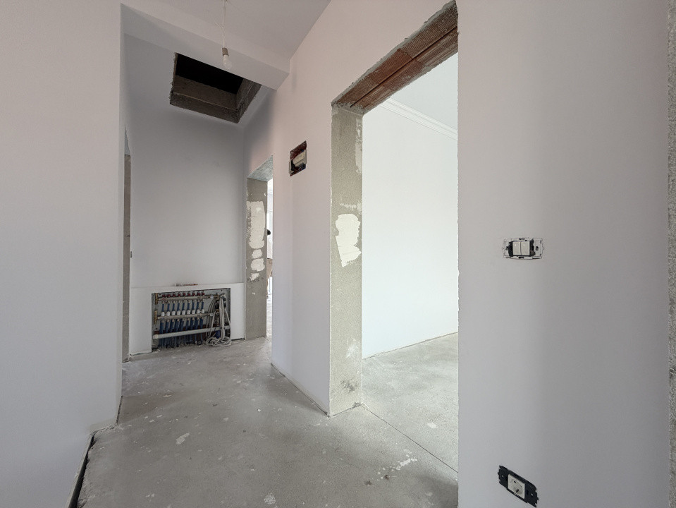 COMISION 0% Duplex despartit prin garaj, 5 camere, 3 bai, in Dumbravita 11, foxfort.ro