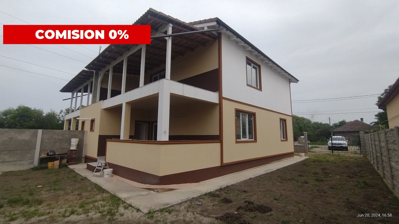 1/2 Duplex 4 camere, Utvin - Toate utilitatiile, asfalt 1, foxfort.ro
