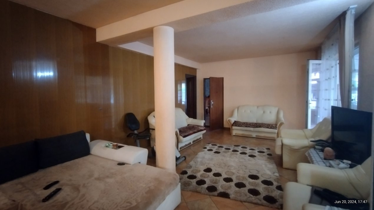 Casa individuala 6 camere, Sanmihaiu Roman - Garaj, anexe, panouri fotovoltaice 4, foxfort.ro