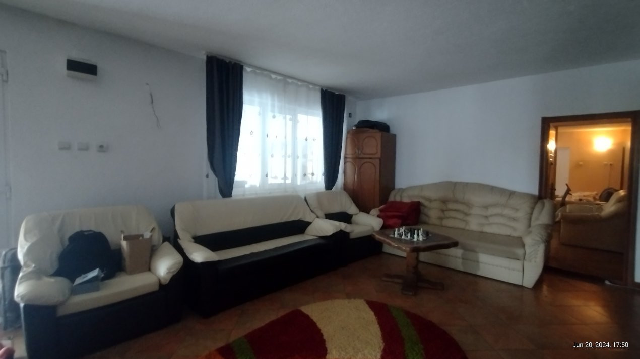 Casa individuala 6 camere, Sanmihaiu Roman - Garaj, anexe, panouri fotovoltaice 12, foxfort.ro