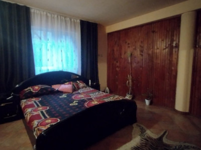 Casa individuala 6 camere, Sanmihaiu Roman - Garaj, anexe, panouri fotovoltaice imagine mica 6, foxfort.ro