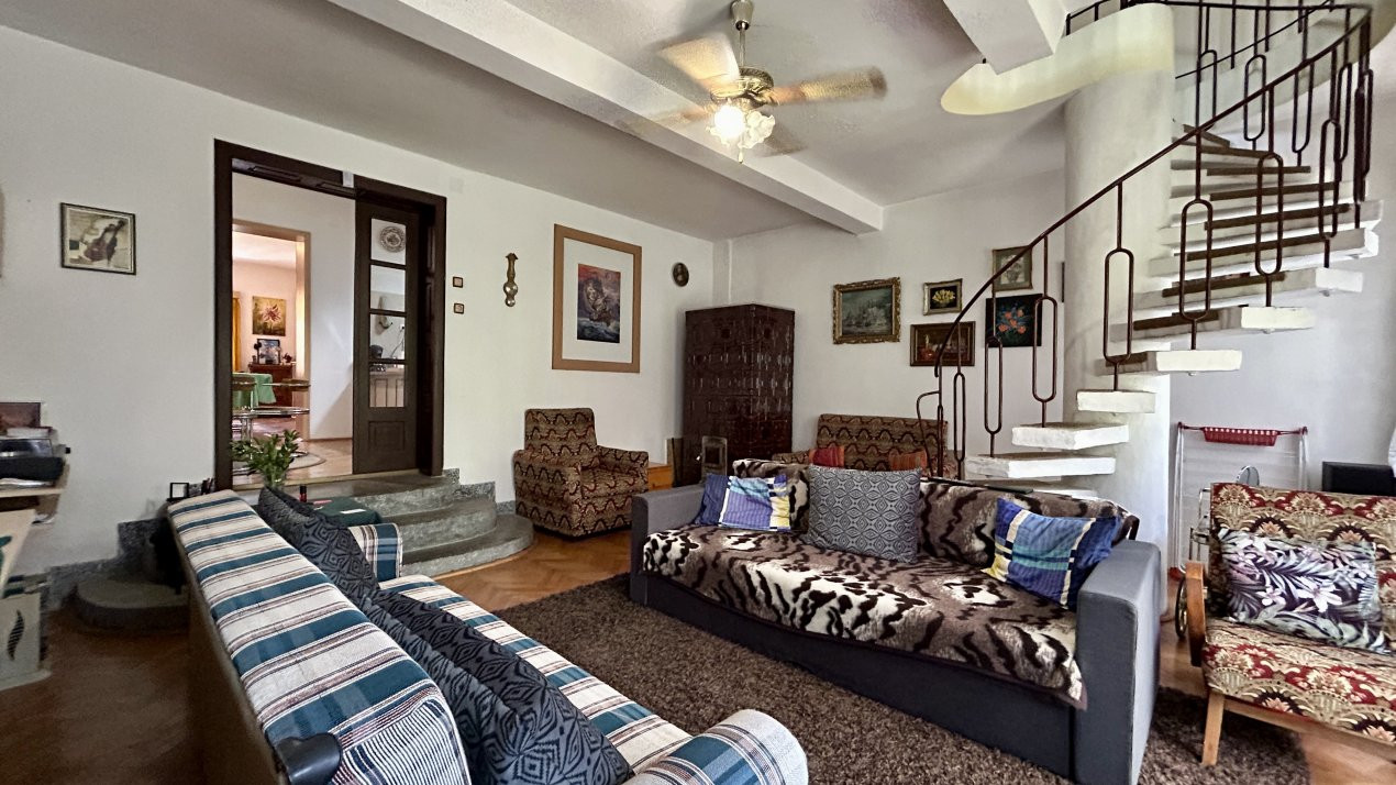 COMISION 0% Casa individuala cu 11 camere si 6 bai, zona Brancoveanu 9, foxfort.ro