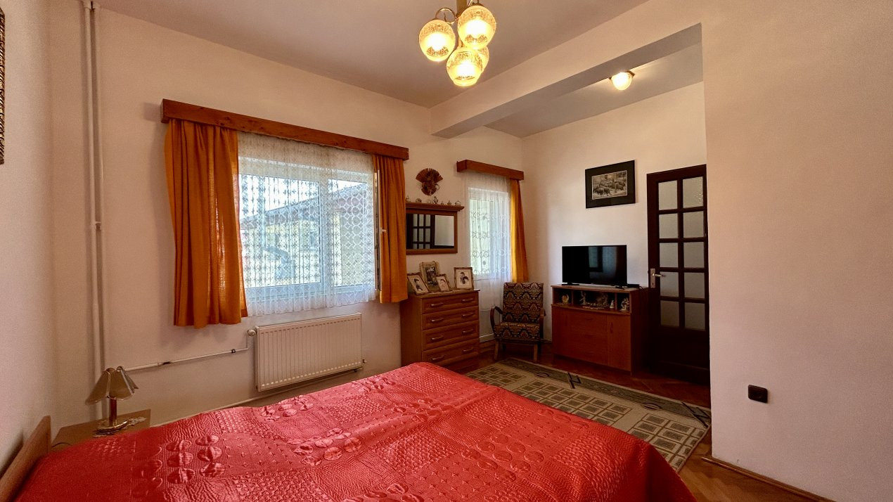 COMISION 0% Casa individuala cu 11 camere si 6 bai, zona Brancoveanu 14, foxfort.ro