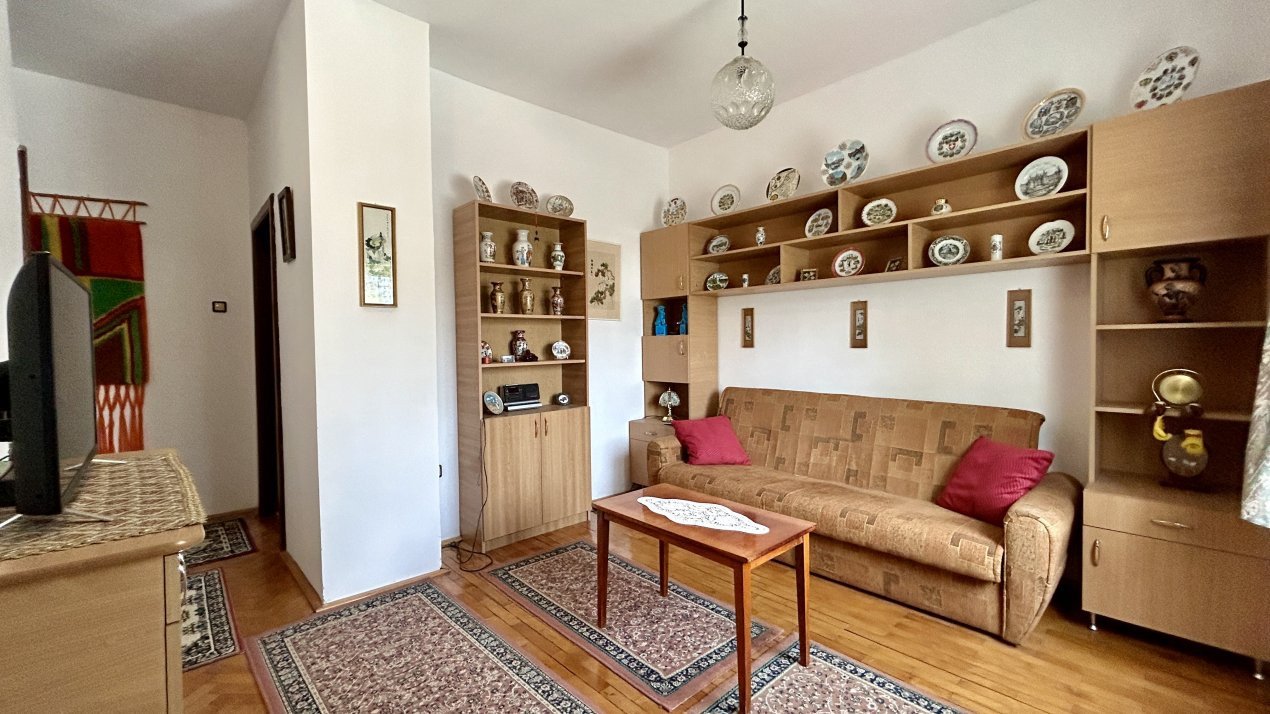 COMISION 0% Casa individuala cu 11 camere si 6 bai, zona Brancoveanu 16, foxfort.ro