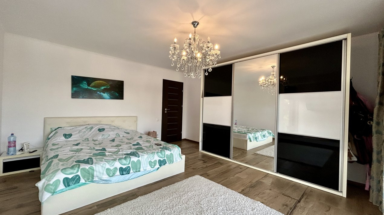 COMISION 0% Casa individuala cu 4 camere si 2 garaje, zona Sanandrei 6, foxfort.ro