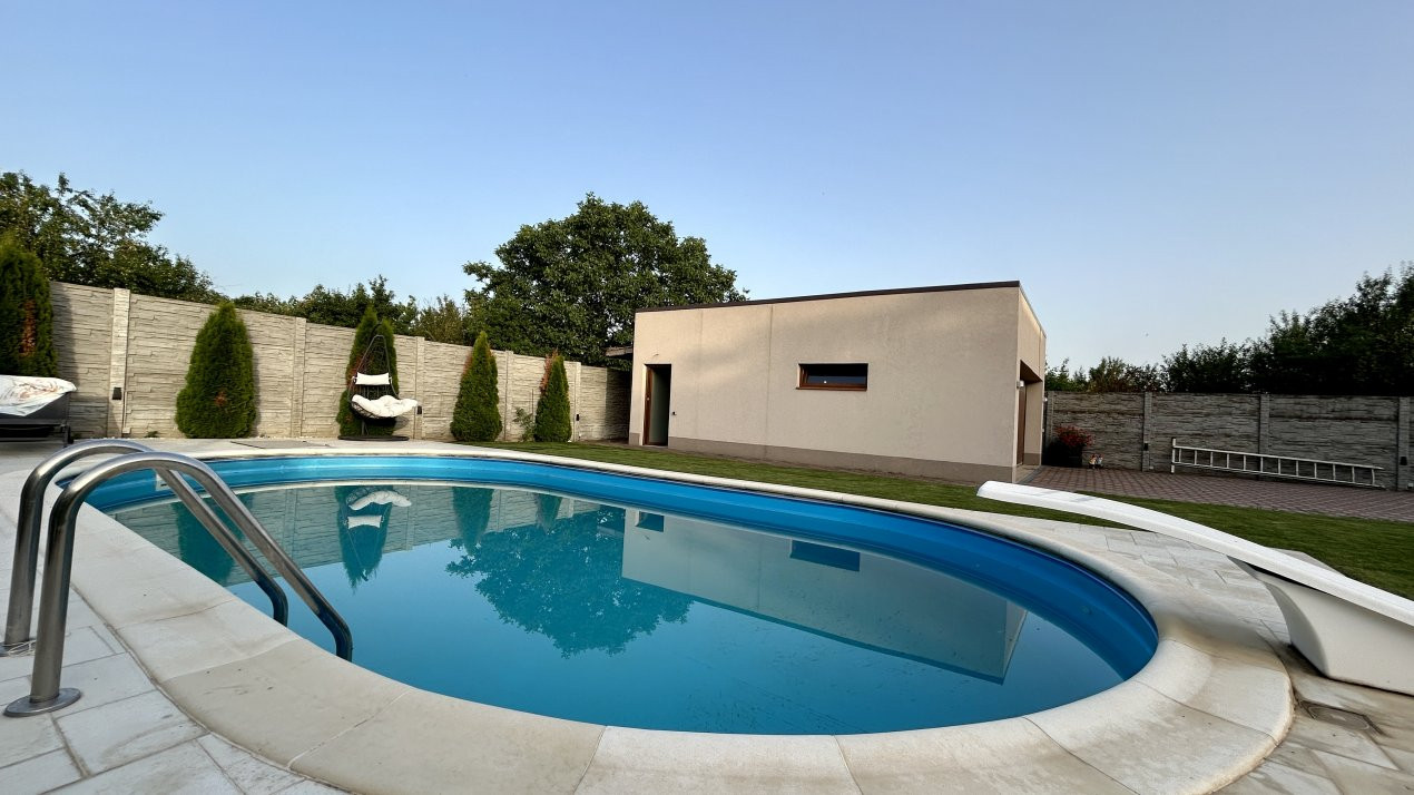 COMISION 0% Casa individuala cu 4 camere si 2 garaje, zona Sanandrei 24, foxfort.ro