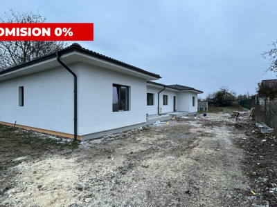 COMISION 0% Duplex cu 3 camere si teren de 287 mp, Sanandrei