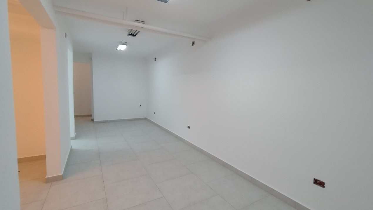 Spatiu Comercial 3 incaperi, Timisoara - Zona Ultracentral 3, foxfort.ro