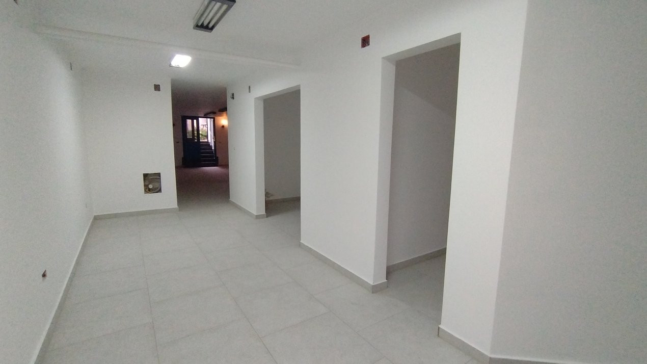 Spatiu Comercial 3 incaperi, Timisoara - Zona Ultracentral 7, foxfort.ro
