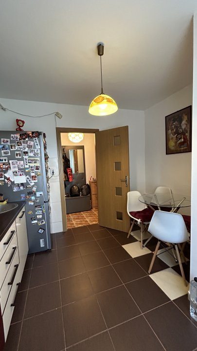 Apartament cu 3 camere si garaj, zona Simion Barnutiu  9, foxfort.ro