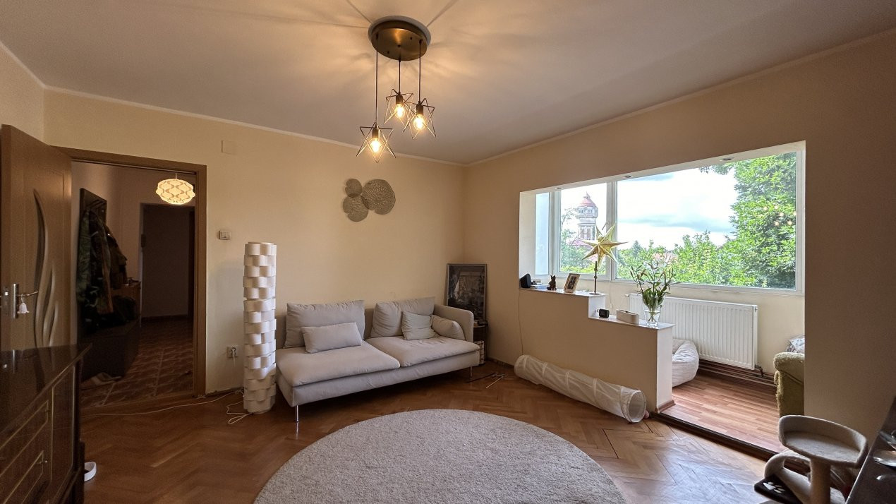 Apartament cu 3 camere si garaj, zona Simion Barnutiu  14, foxfort.ro