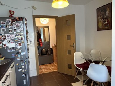 Apartament cu 3 camere si garaj, zona Simion Barnutiu  imagine mica 9, foxfort.ro
