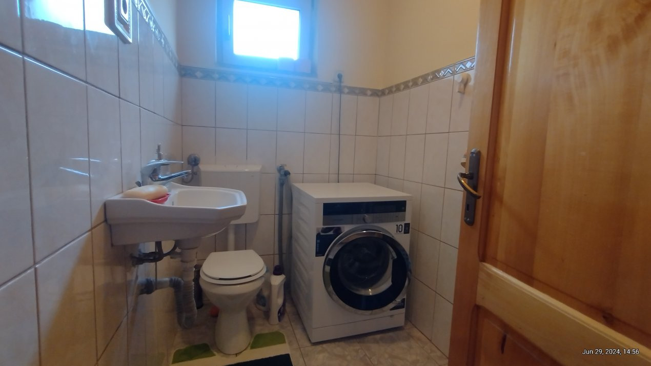 Casa individuala 4 camere, Zona Freidorf - Garaj, 2 fronturi stradale 22, foxfort.ro