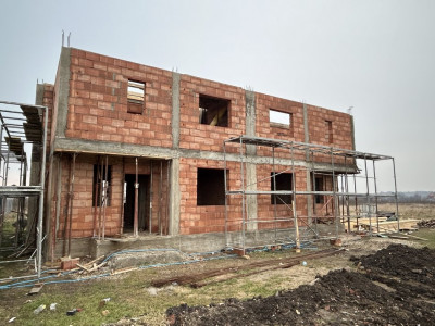 Duplex cu 5 camere si 3 bai, Pozitie excelenta Giarmata Vii imagine mica 2, foxfort.ro