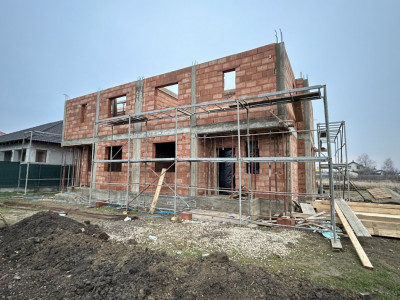 Duplex cu 5 camere si 3 bai, Pozitie excelenta Giarmata Vii imagine mica 4, foxfort.ro