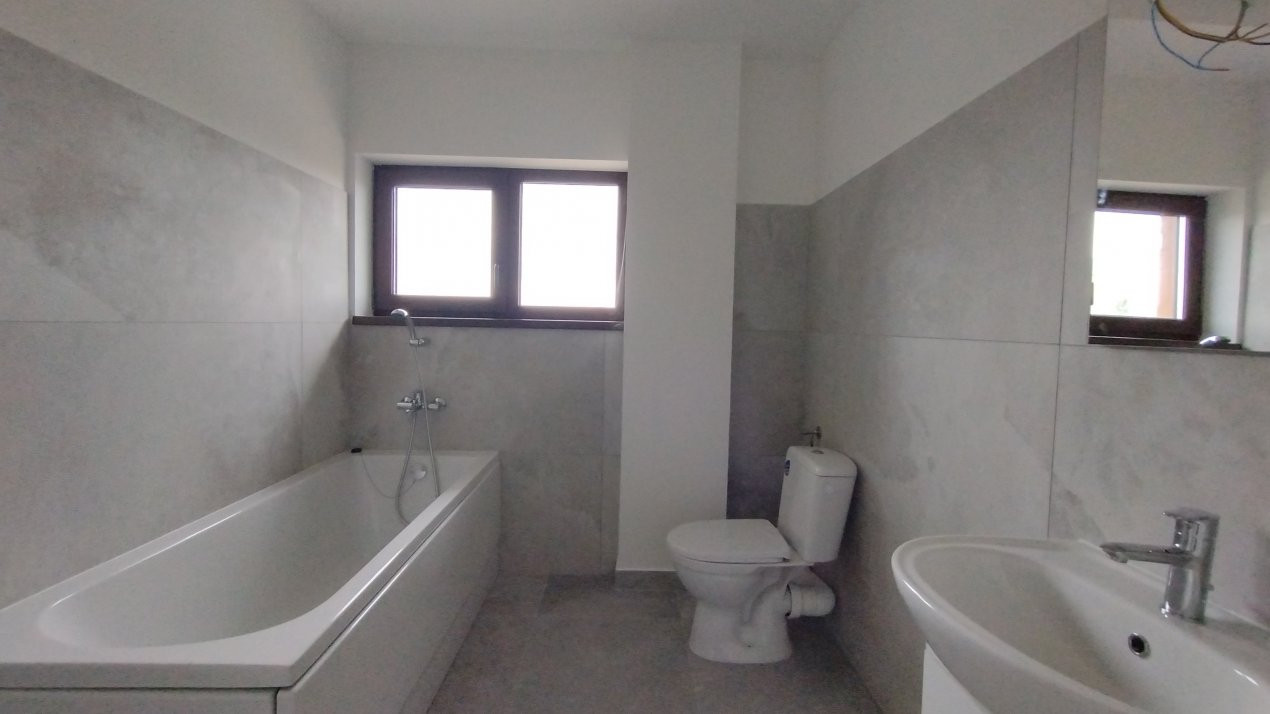 Apartament 3 camere, Zona Freidorf - Scara interioara, terasa 21 mp 7, foxfort.ro
