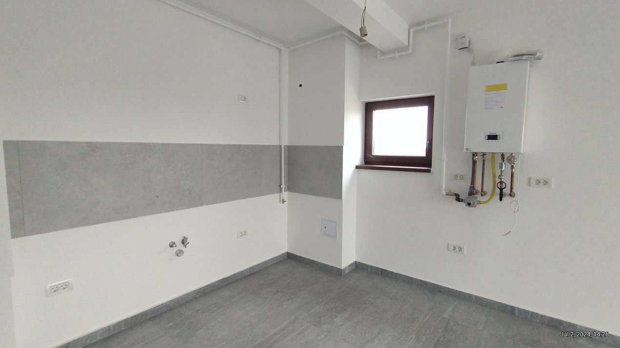 Apartament 3 camere, Zona Freidorf - Scara interioara, terasa 21 mp 11, foxfort.ro