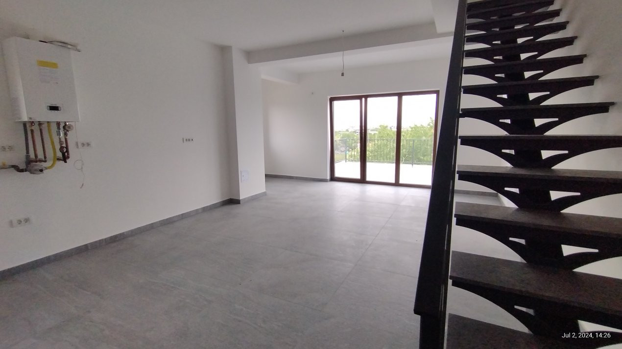 Apartament 3 camere, Zona Freidorf - Scara interioara, terasa 21 mp 12, foxfort.ro
