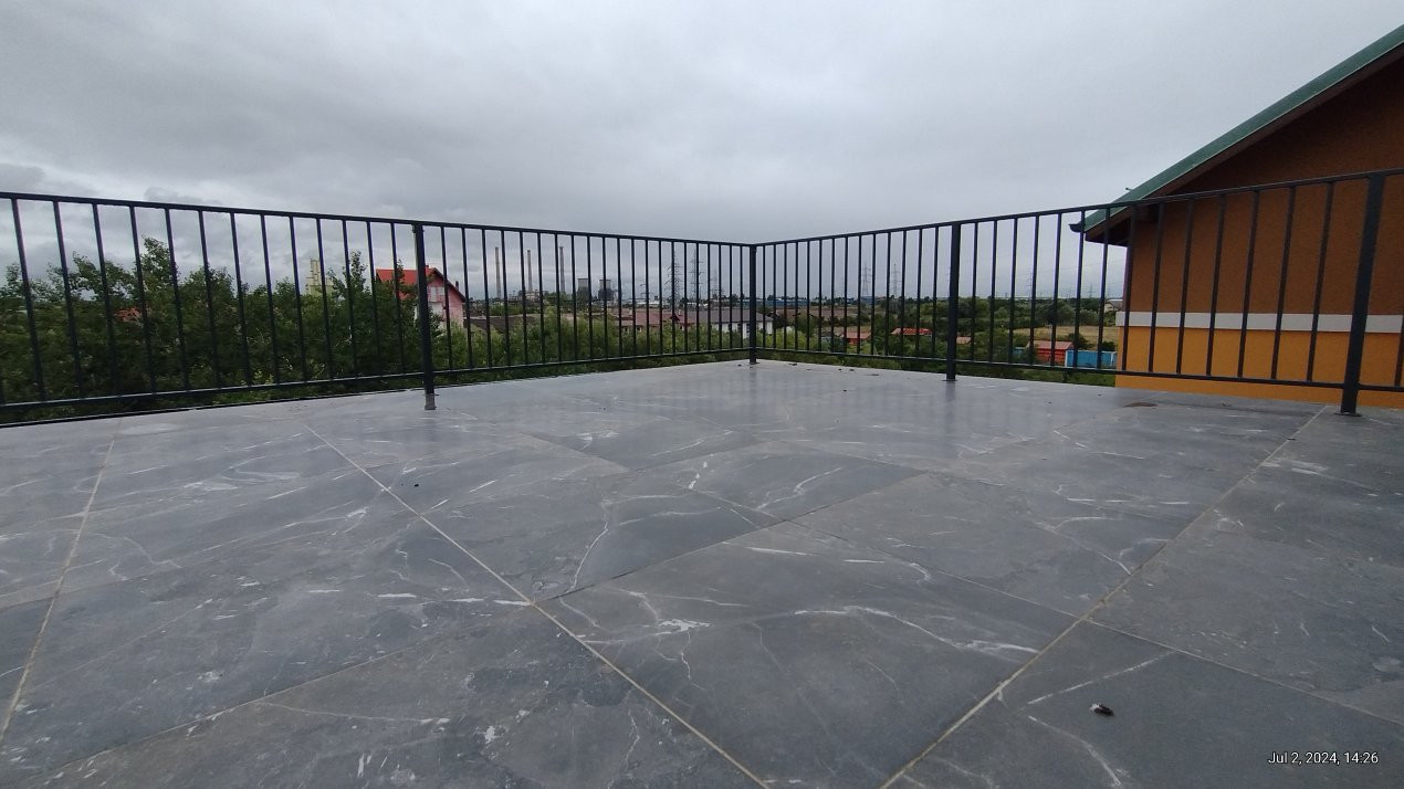 Apartament 3 camere, Zona Freidorf - Scara interioara, terasa 21 mp 13, foxfort.ro