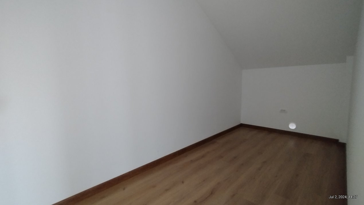 Apartament 3 camere, Zona Freidorf - Scara interioara, terasa 21 mp 17, foxfort.ro